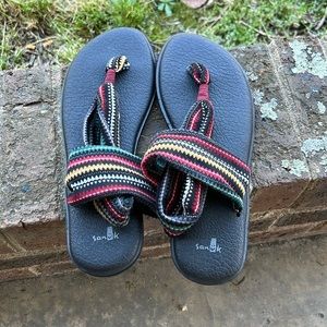 Sanuk sandals